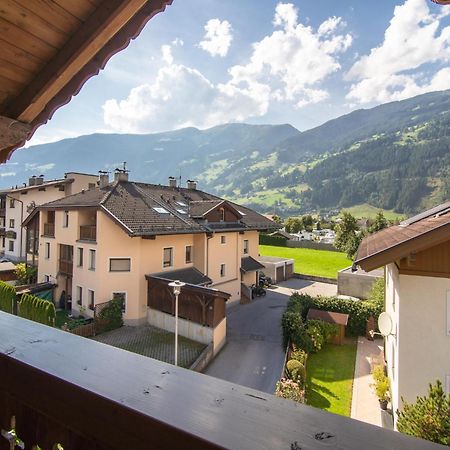 Haus Stock Apartment Zell am Ziller Bagian luar foto